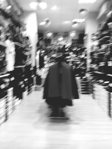 Fast Fashion vs Sustainable Fashion: Key Differences Explained