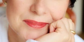 The 5 Biggest Makeup Mistakes Women Over 40 Make & How to Fix Them - Cover Image