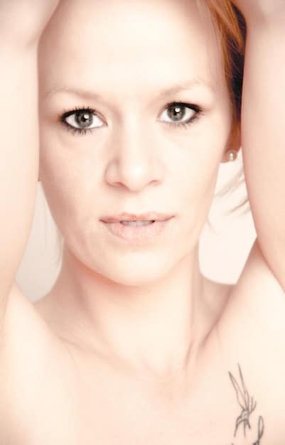 How to Get Rid of Blackheads and Whiteheads: Your 2025 Guide